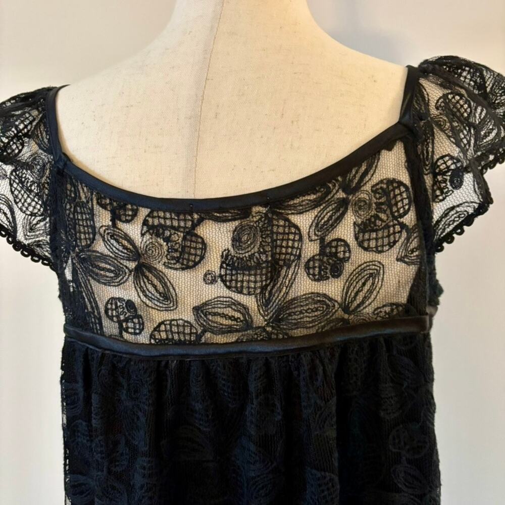 Matty M Black Lace Dress Cap Sleeve Floral Large - Picture 9 of 14